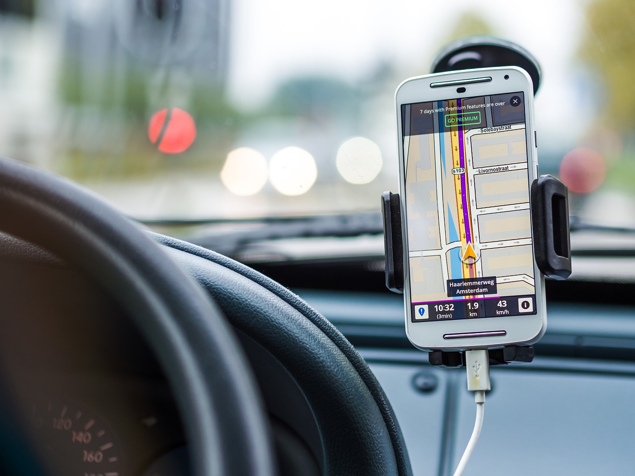 CONNECTED CAR